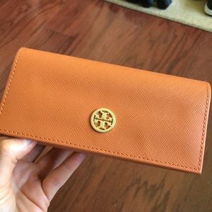 Tory Burch Glasses case